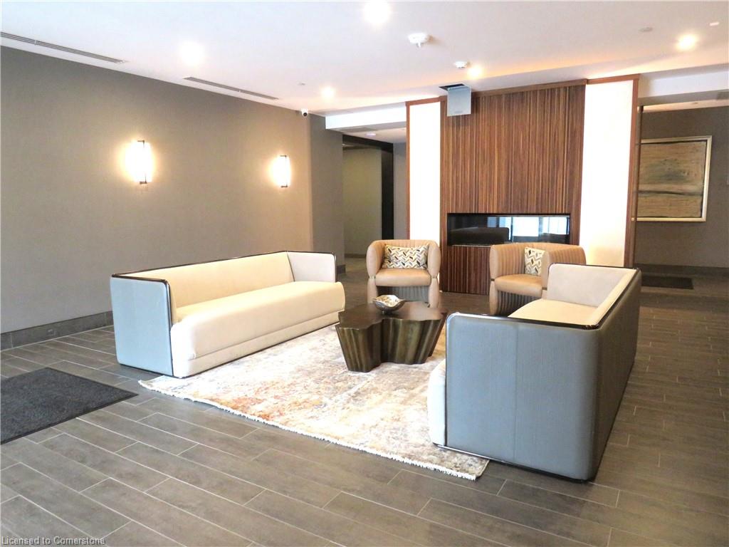 305-470 Dundas Street E Property Photo 6