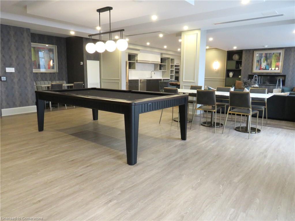 305-470 Dundas Street E Property Photo 23