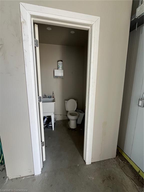 5-395 Anchor Road Property Photo 5