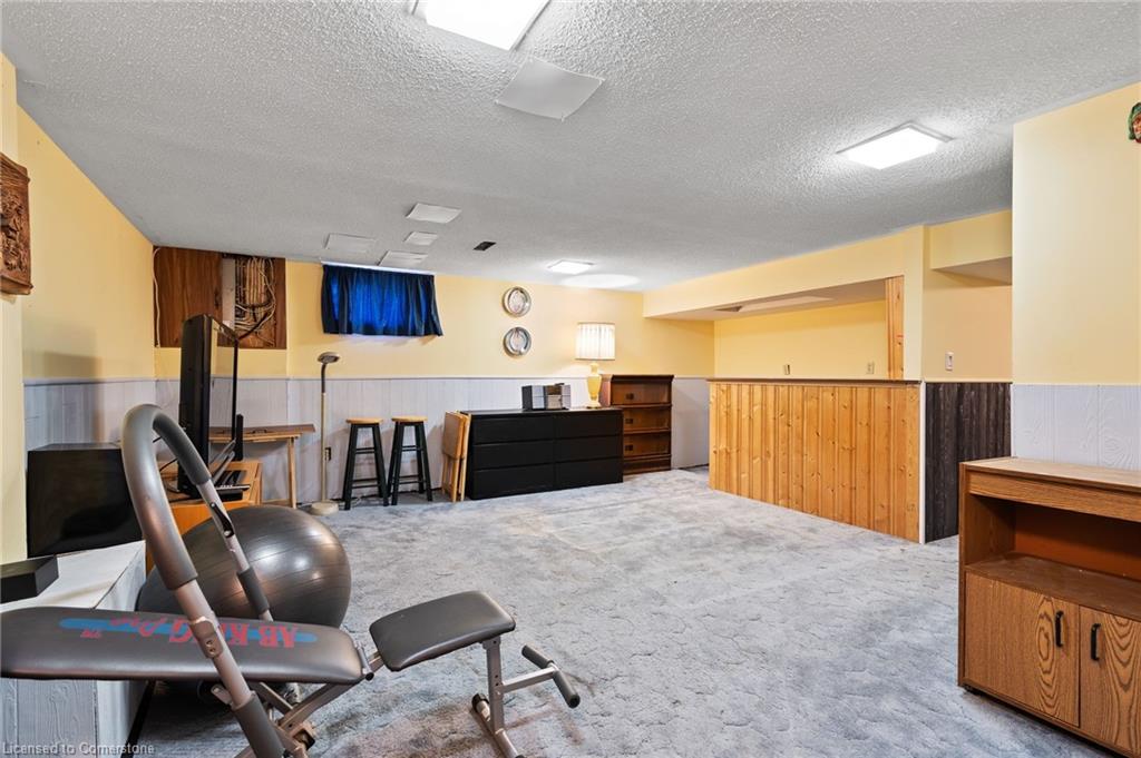 8117 Lynhurst Drive Property Photo 24