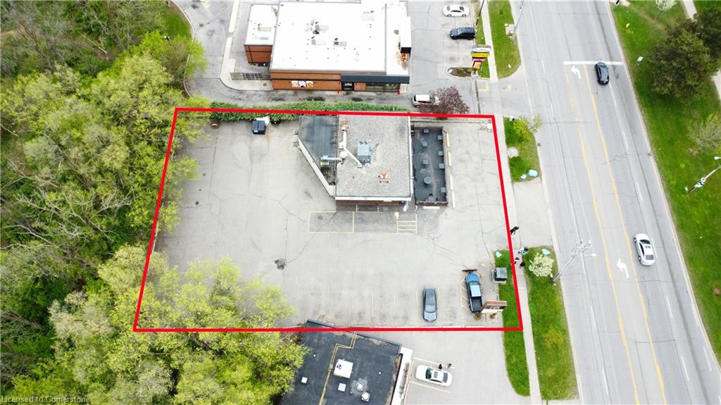 640 Colborne Street Property Photo 4