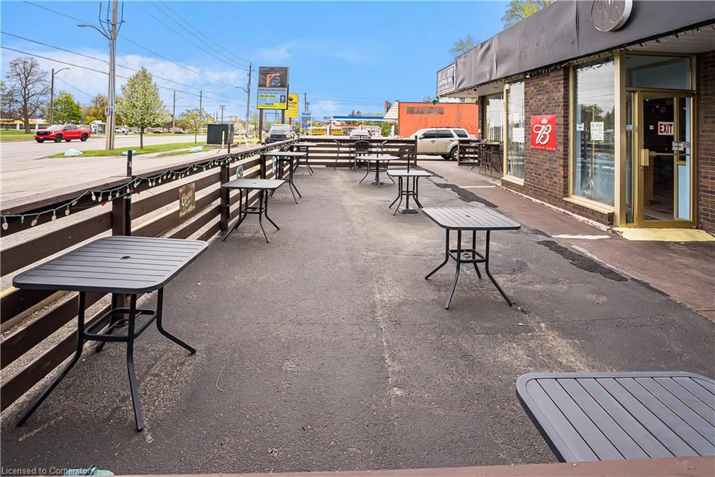 640 Colborne Street Property Photo 11