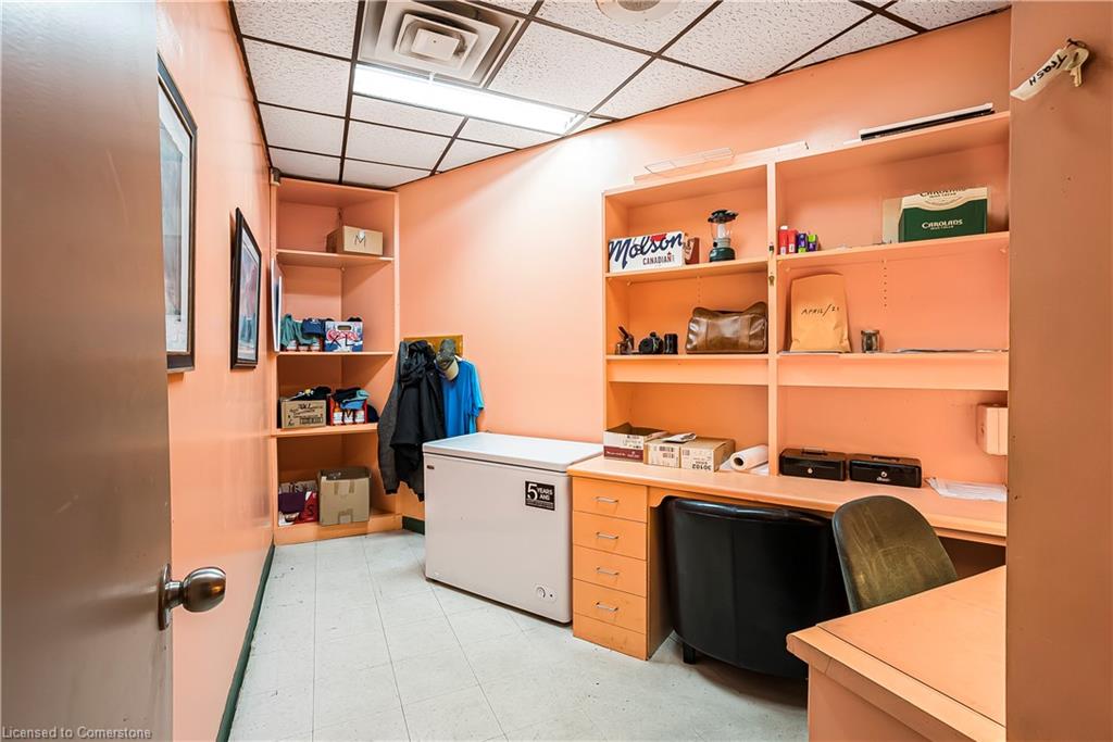 640 Colborne Street Property Photo 34