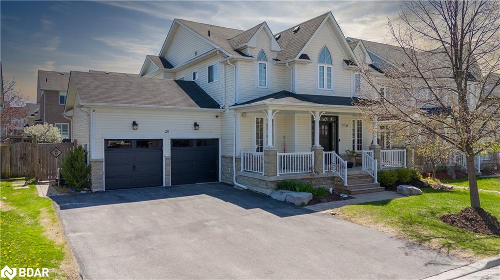 25 Regalia Way Property Photo