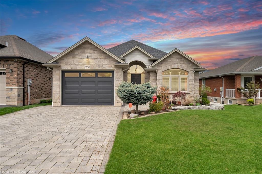 5151 Meadowood Lane Property Photo