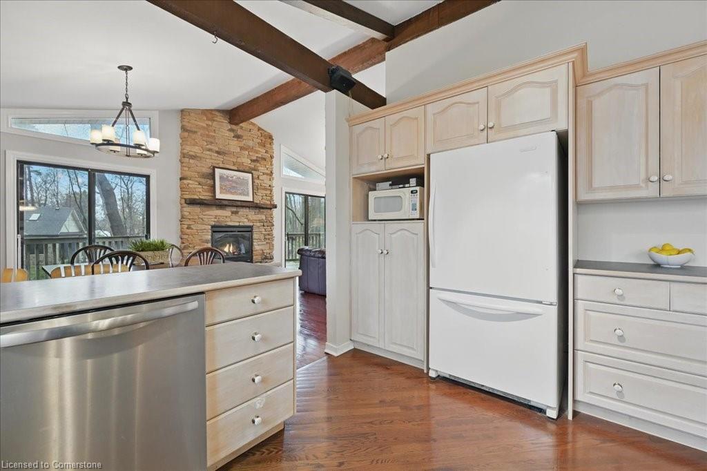 768 King Road Property Photo 14