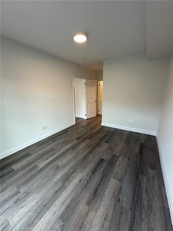 302-153 Wilson Street W Property Photo 9