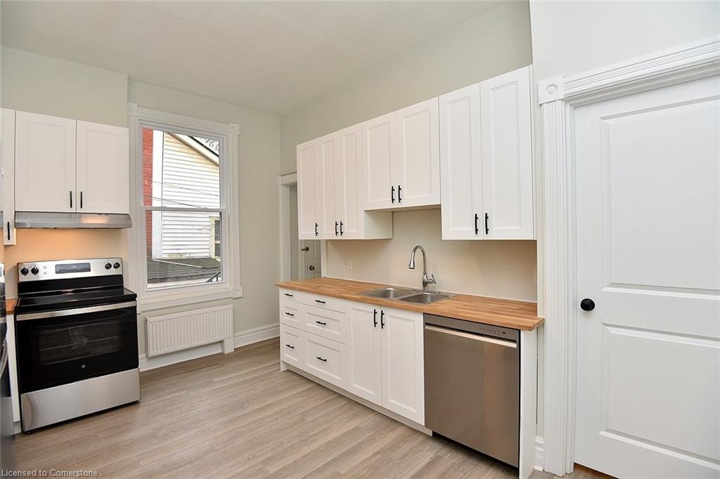 66 Erie Avenue Property Photo 10