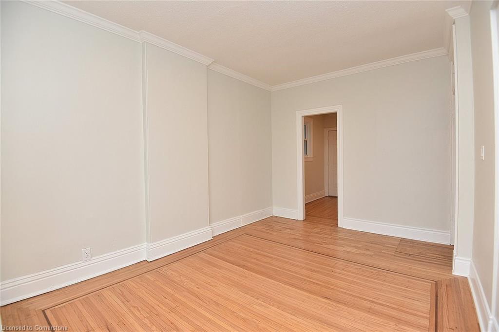 66 Erie Avenue Property Photo 23