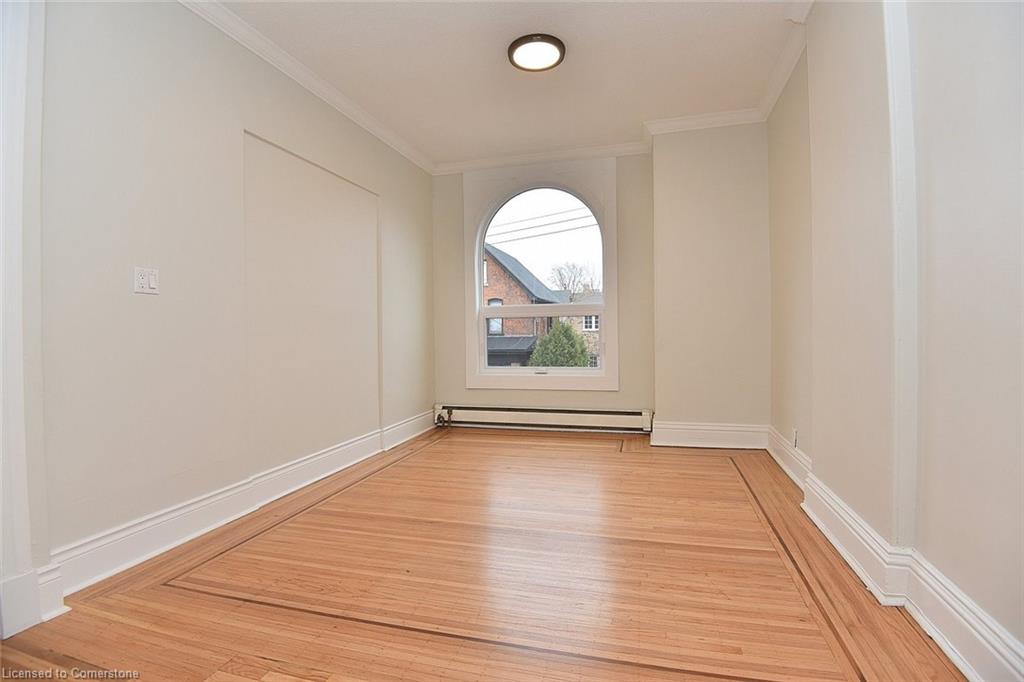 66 Erie Avenue Property Photo 24