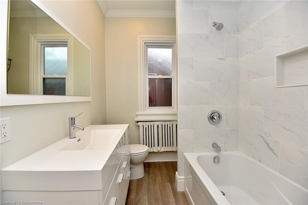 66 Erie Avenue Property Photo 33