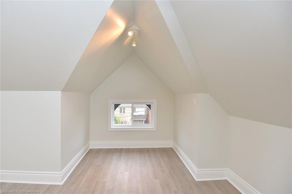 66 Erie Avenue Property Photo 37