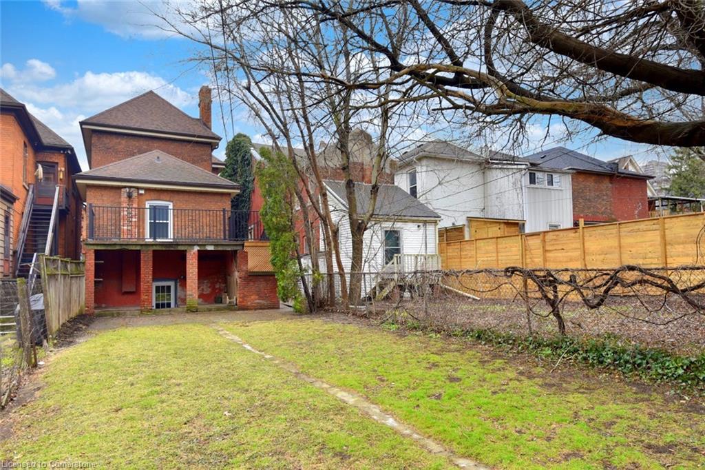 66 Erie Avenue Property Photo 45