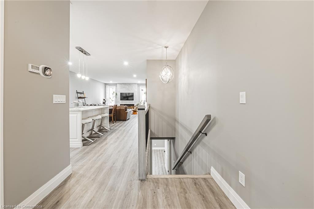 1053 Bay Street Property Photo 5