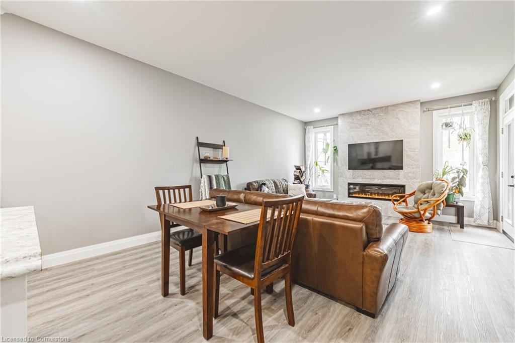 1053 Bay Street Property Photo 14
