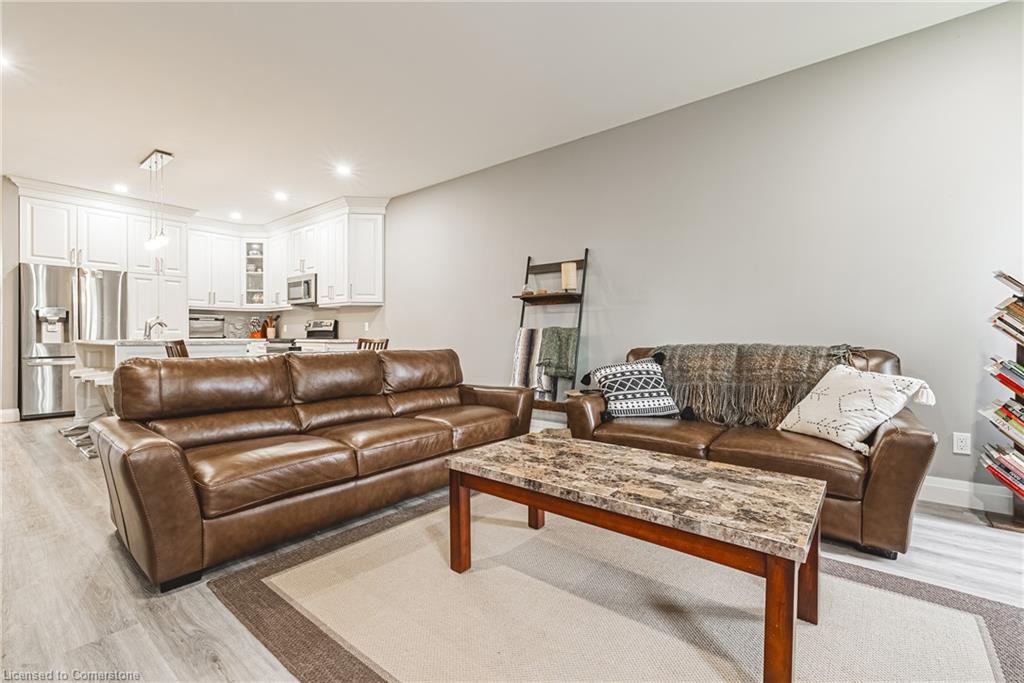 1053 Bay Street Property Photo 17