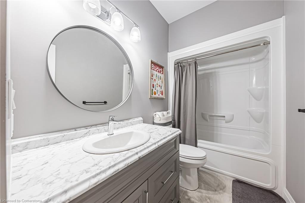 1053 Bay Street Property Photo 19