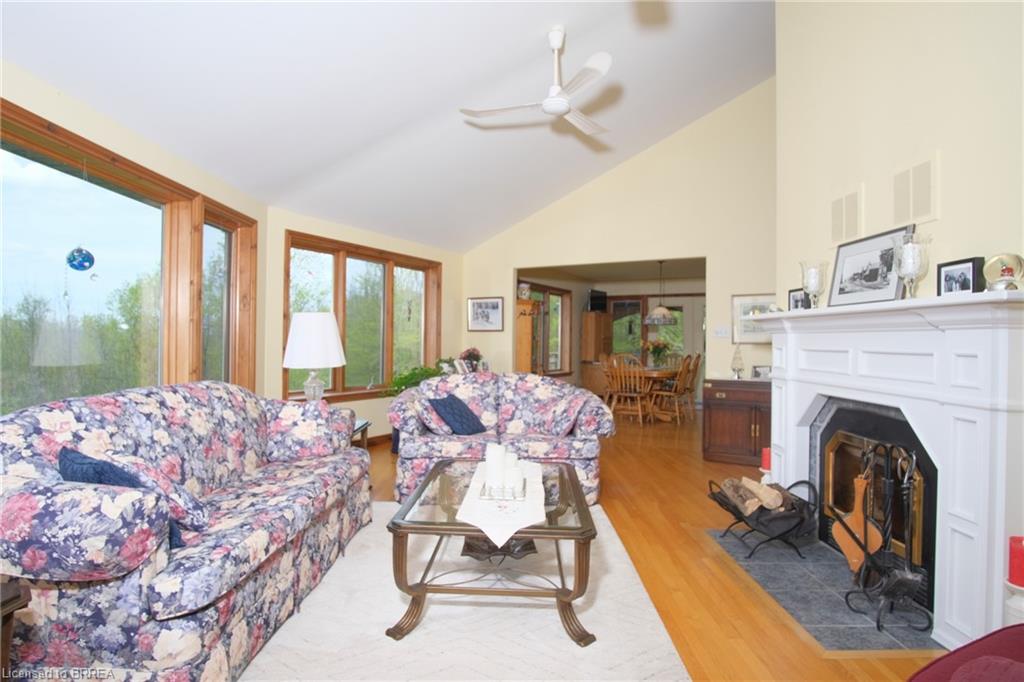 546299 Sideroad 4b Property Photo 9