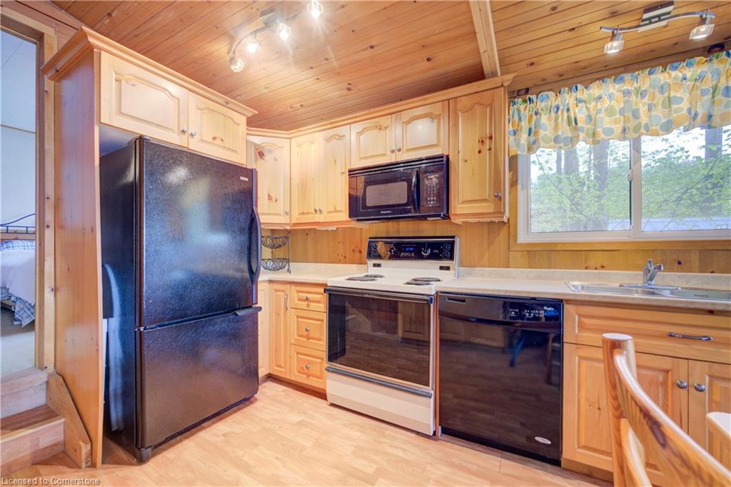 457 Road 4 N Property Photo 10