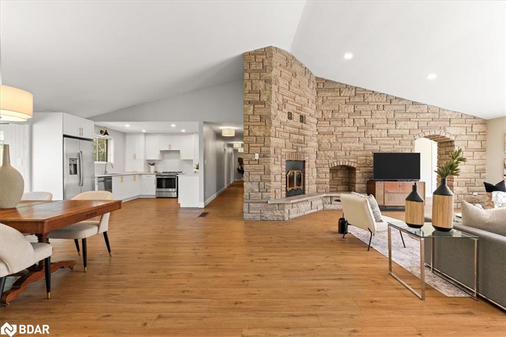 137 Lawson Road Property Photo 3