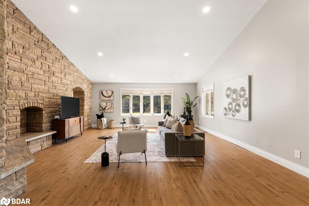 137 Lawson Road Property Photo 7