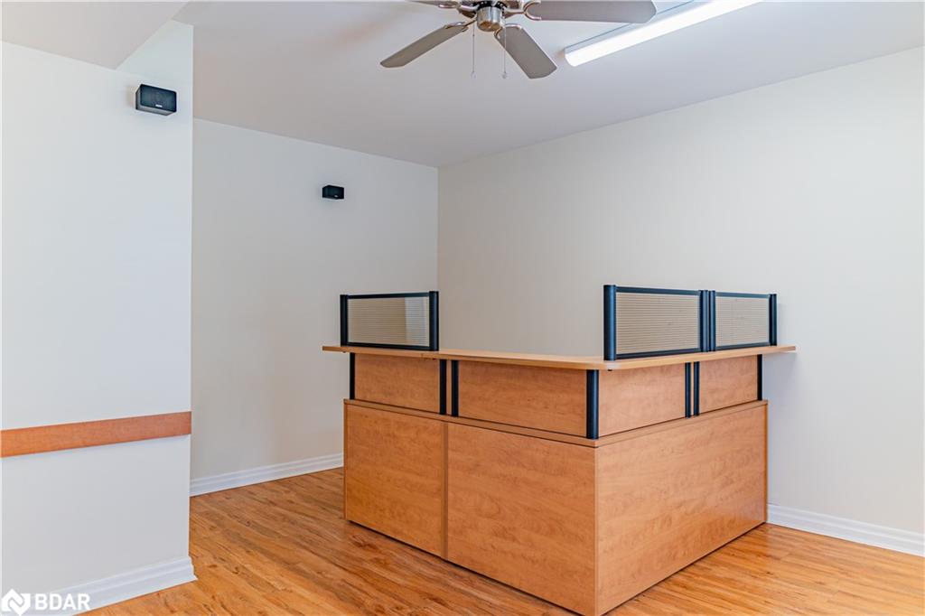 153 Colborne Street W Property Photo 17