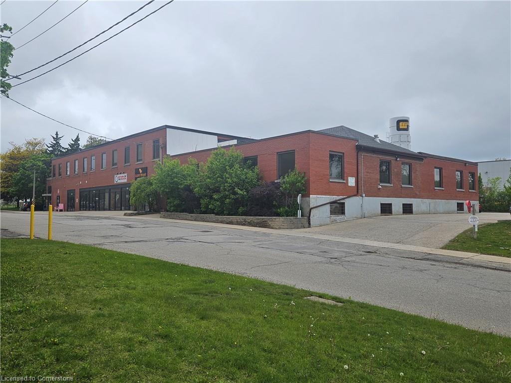 214-900 Guelph Street