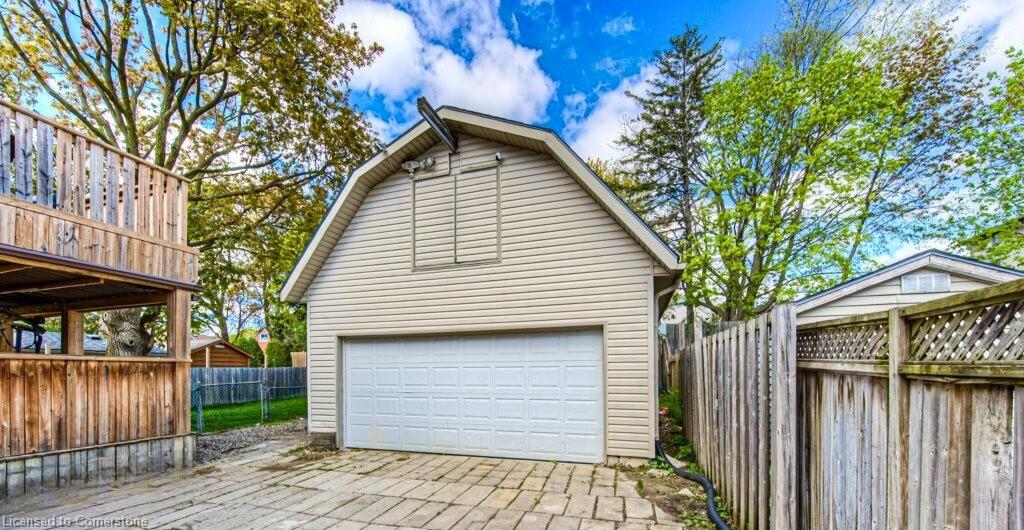 76 Brentwood Avenue Property Photo 30