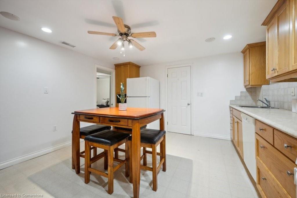 312 Craigleith Drive Property Photo 32