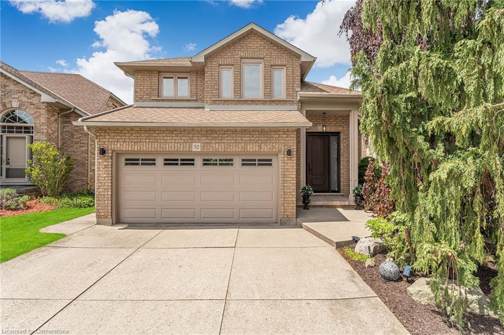 52 Cabriolet Crescent Property Photo 1