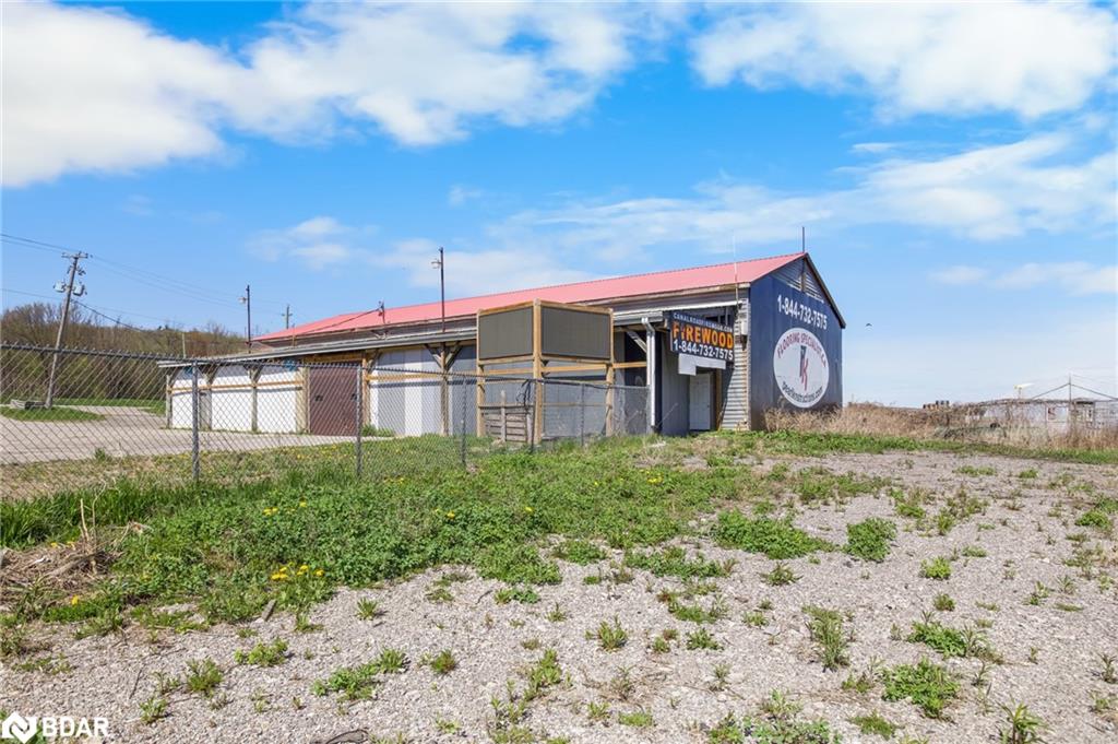 1153 Canal Road Property Photo 10