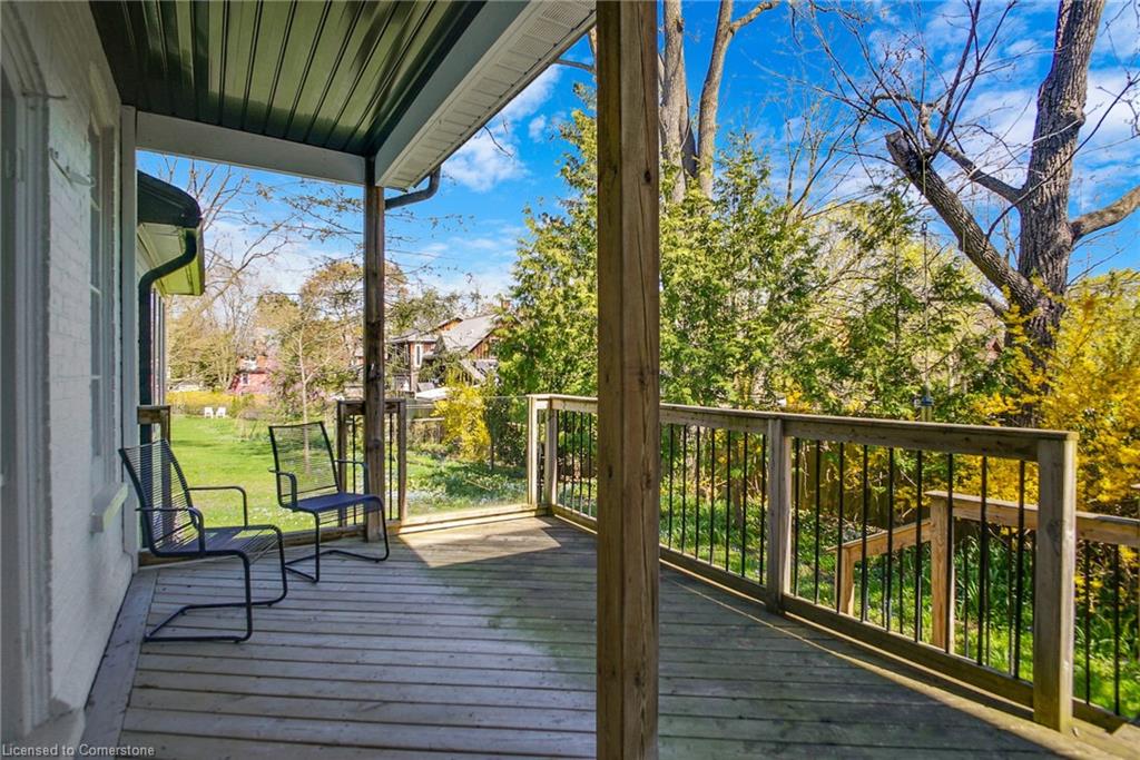 78 William Street W Property Photo 35