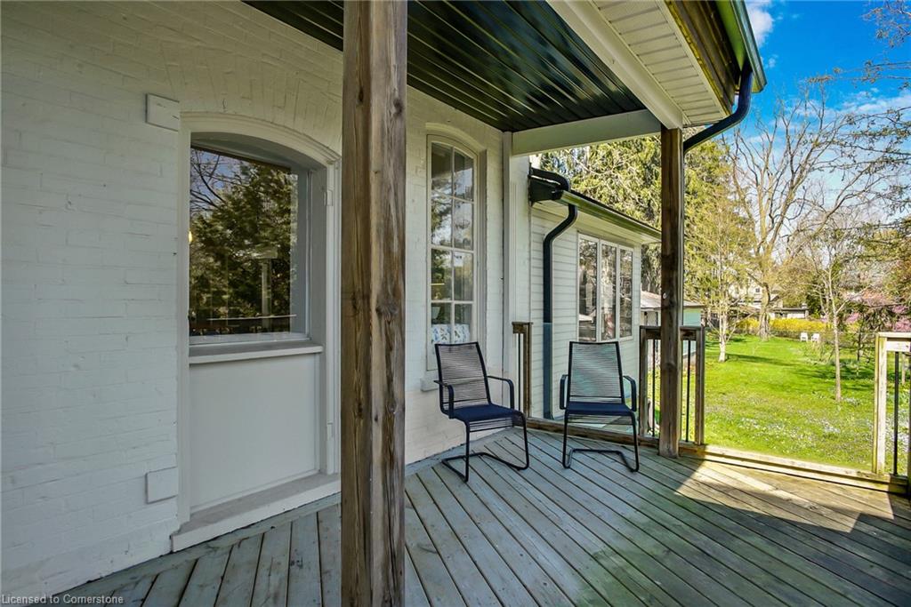 78 William Street W Property Photo 36