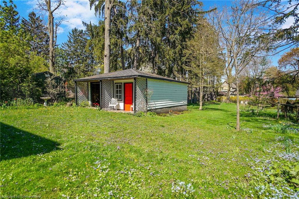 78 William Street W Property Photo 37
