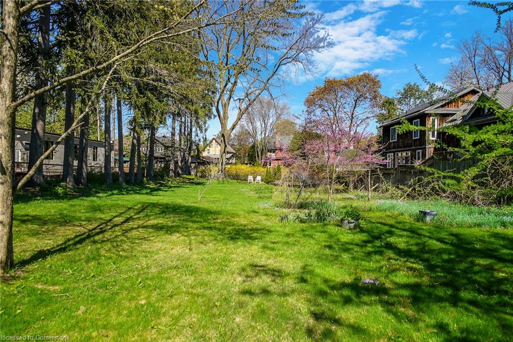 78 William Street W Property Photo 39