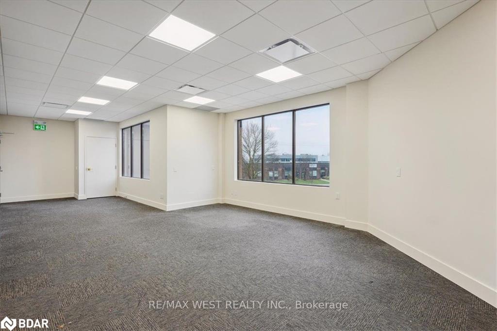 J202-155 Frobisher Drive Property Photo 7