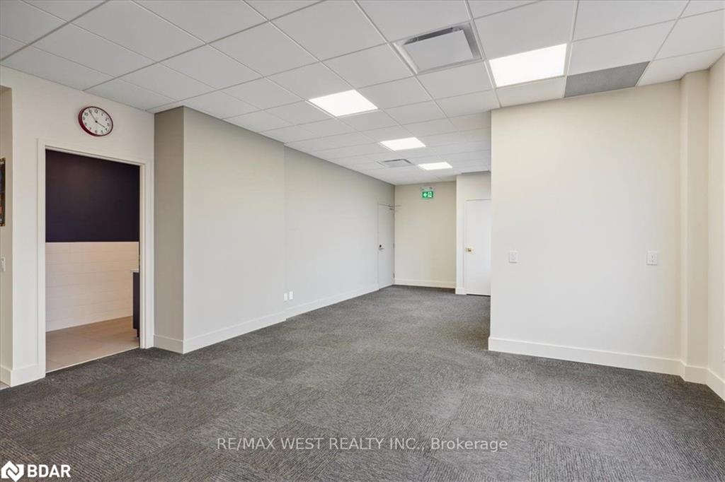 J202-155 Frobisher Drive Property Photo 12