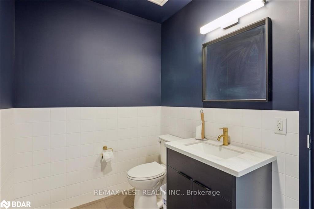 J202-155 Frobisher Drive Property Photo 13
