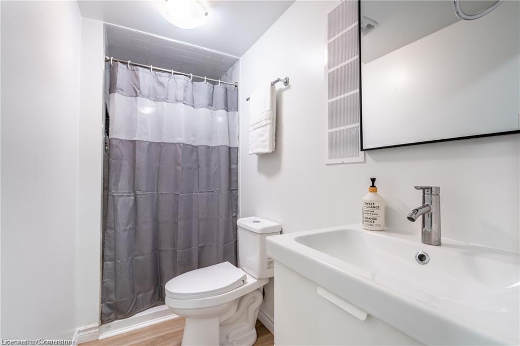 1397 Allangrove Drive Property Photo 34