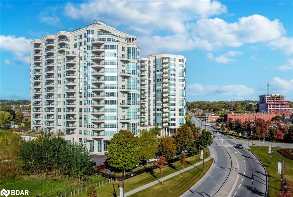501-2 Toronto Street Property Photo