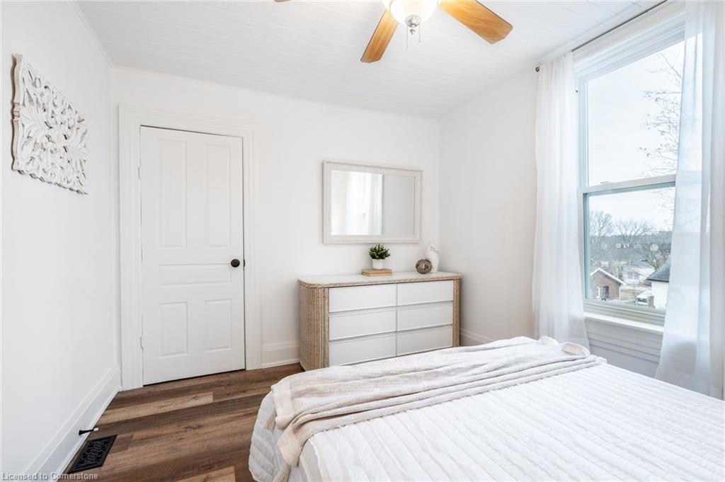 18 George Street Property Photo 13