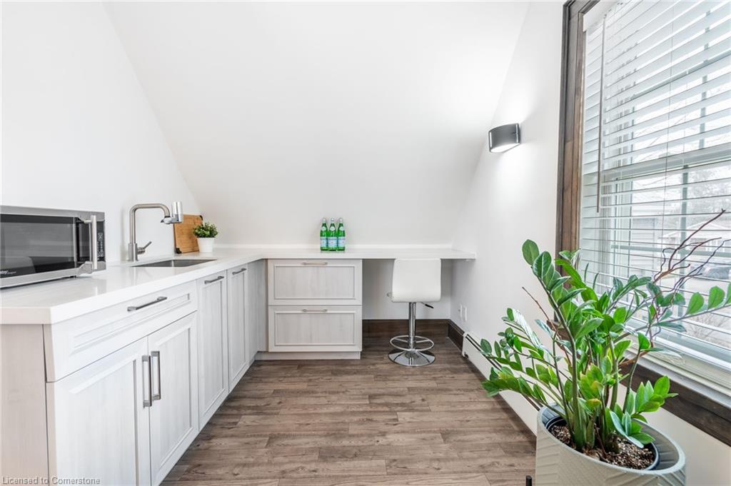 18 George Street Property Photo 32