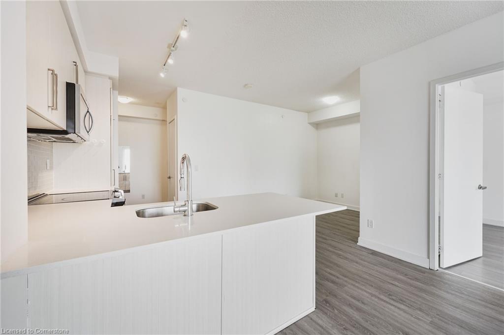 1006-5180 Yonge Street Property Photo 12