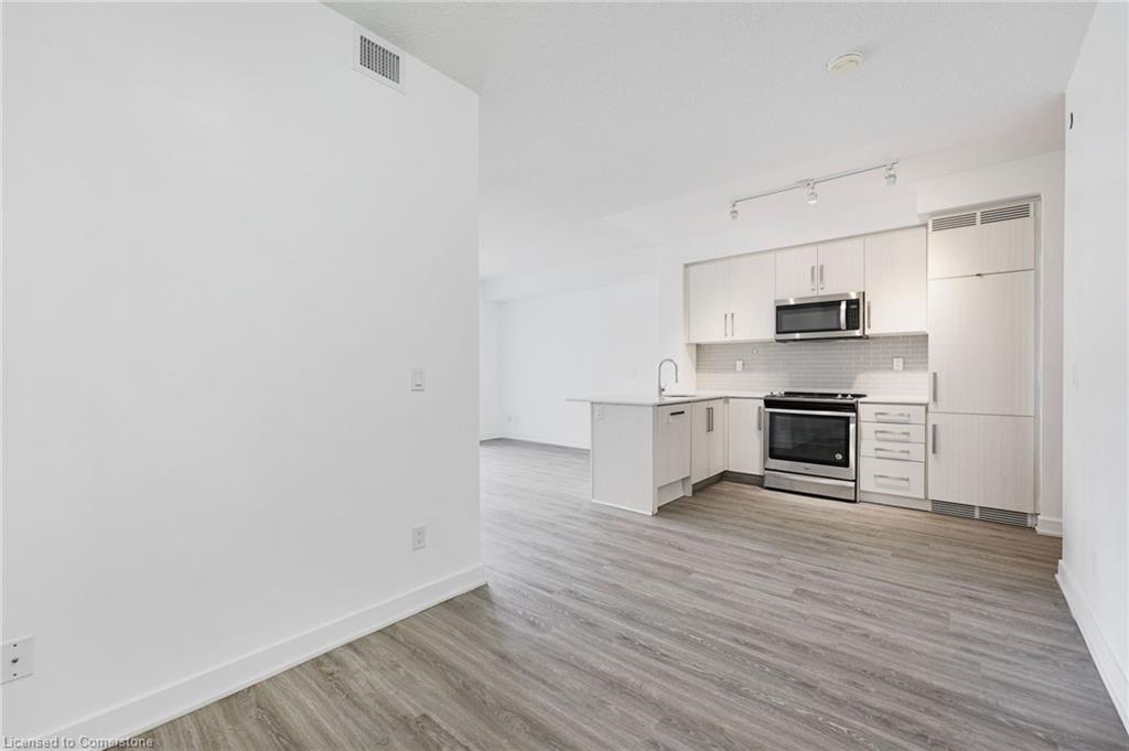 1006-5180 Yonge Street Property Photo 16