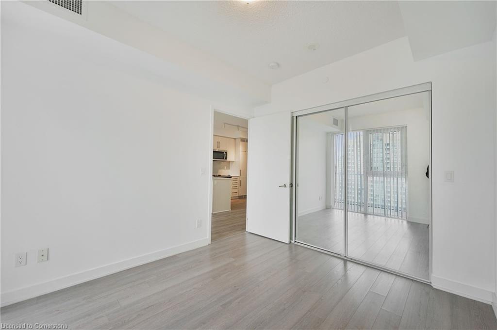 1006-5180 Yonge Street Property Photo 23