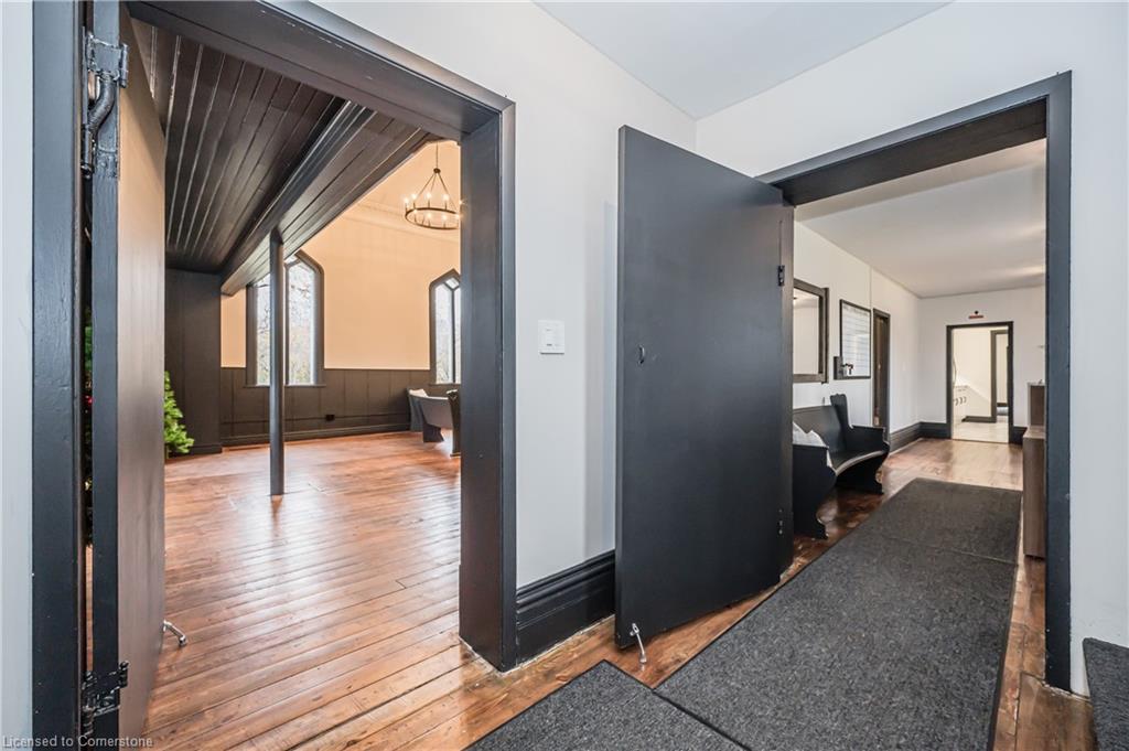 18 Tannery Street E Property Photo 7
