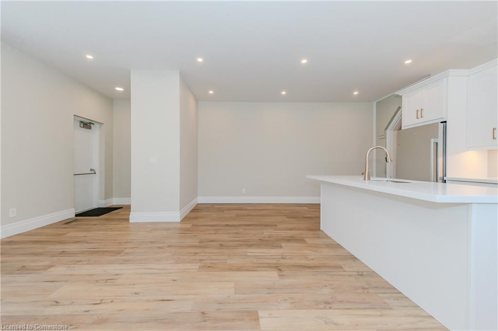 18 Tannery Street E Property Photo 28