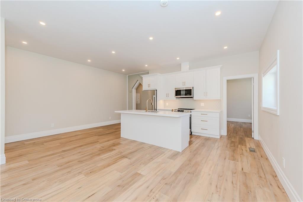 18 Tannery Street E Property Photo 30
