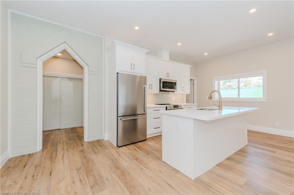 18 Tannery Street E Property Photo 32