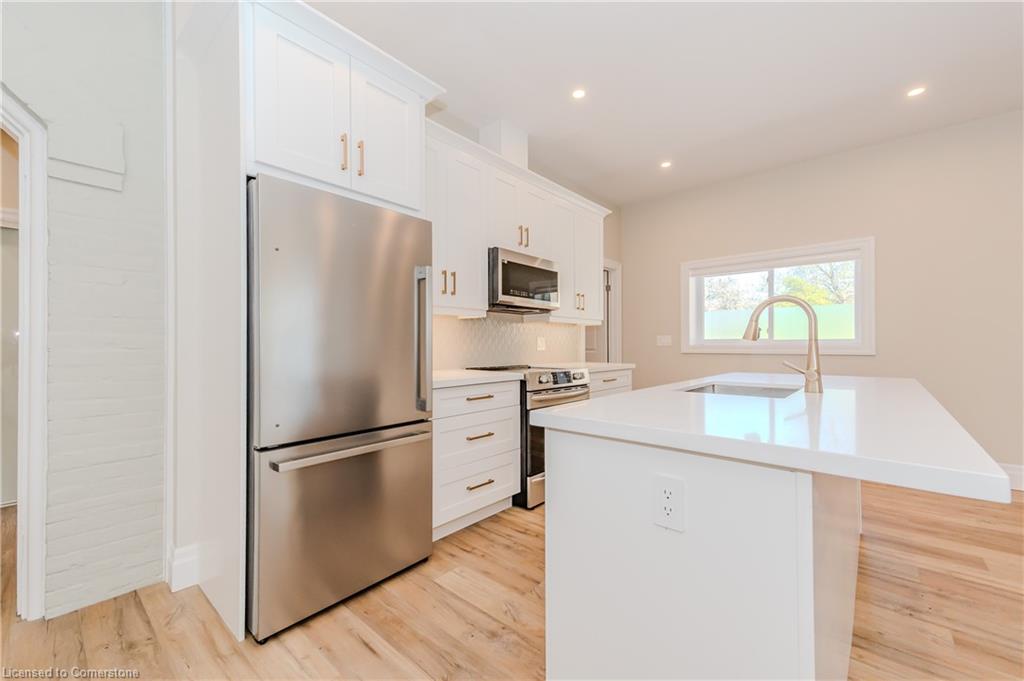 18 Tannery Street E Property Photo 35